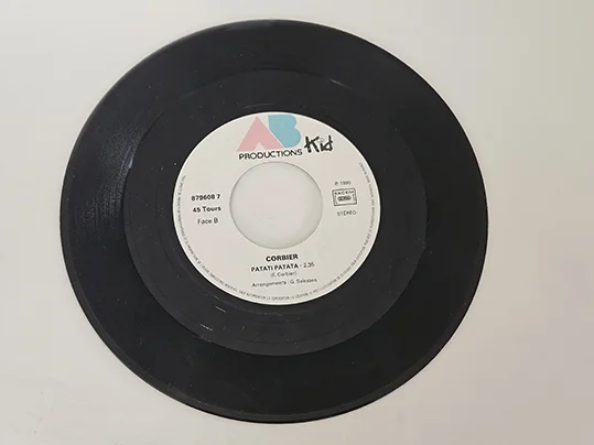 45T Corbier – La Danse des Petits Cochons / Patati Patata – Club Dorothée – AB Kid 1990 – Vinyle 7" – Image 4