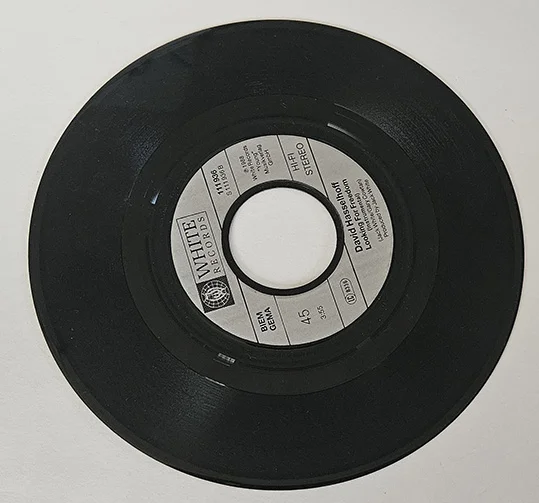 45T David Hasselhoff – Looking For Freedom – Vinyle 7" Single 1989 – Pop Synth-Pop – CBS – Image 4