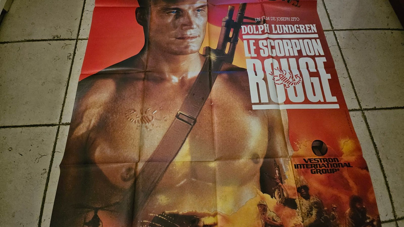 Affiche ORIGINALE 120x160cm Le Scorpion Rouge – Image 3