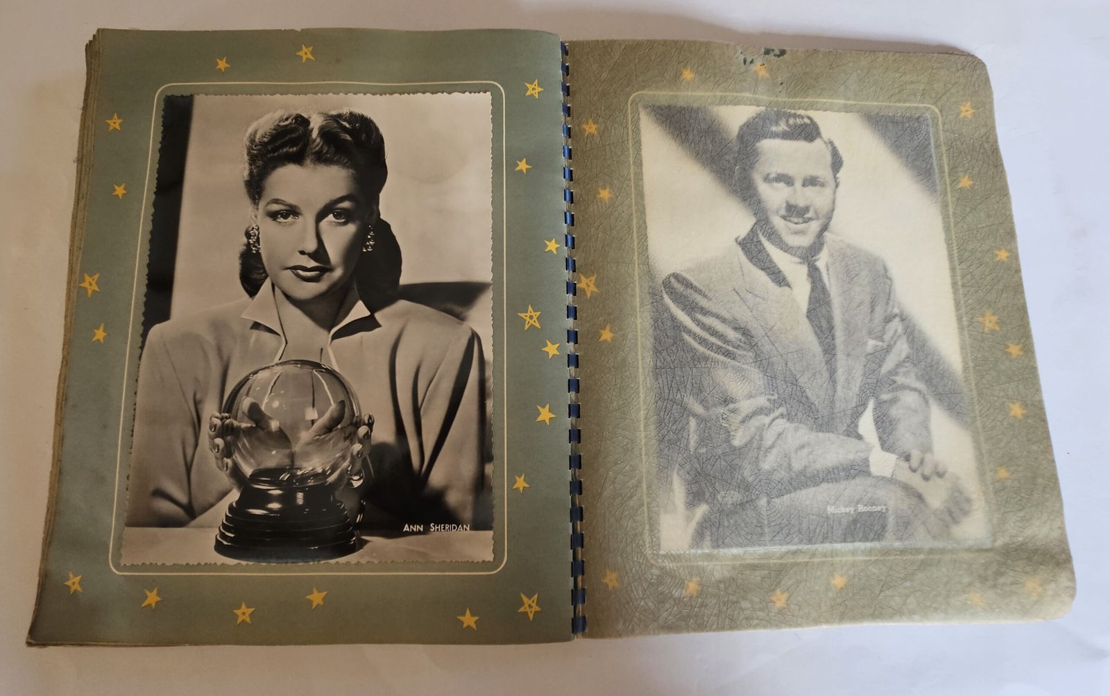 ALBUM PHOTOGRAPHIQUE STAR ÉDITÉ PAR LA CHOCOLATERIE CLOVIS S.P.R.L. – PEPINSTER – Image 47